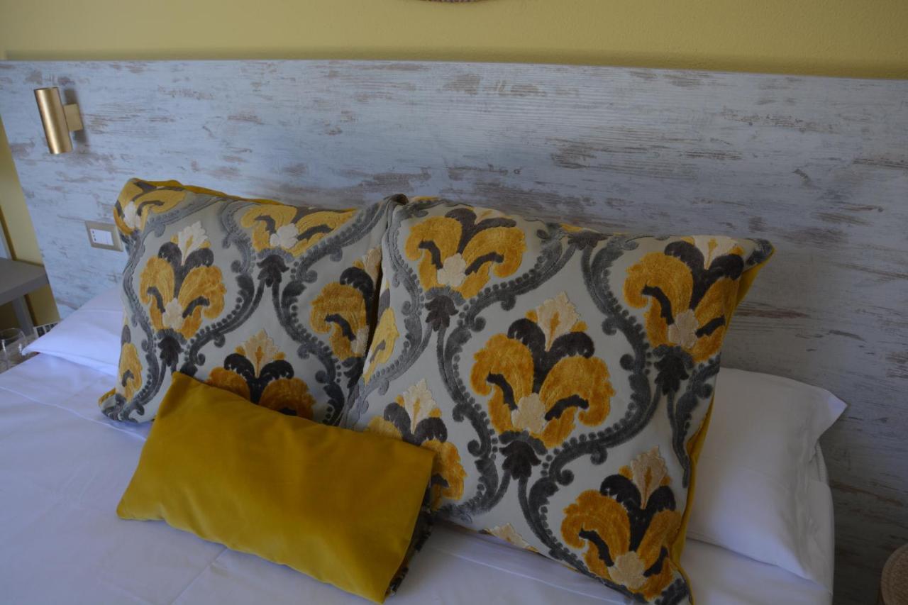Hotel Maison Del Sole Terra Mala Ngoại thất bức ảnh